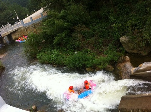 黄梅玫瑰谷漂流